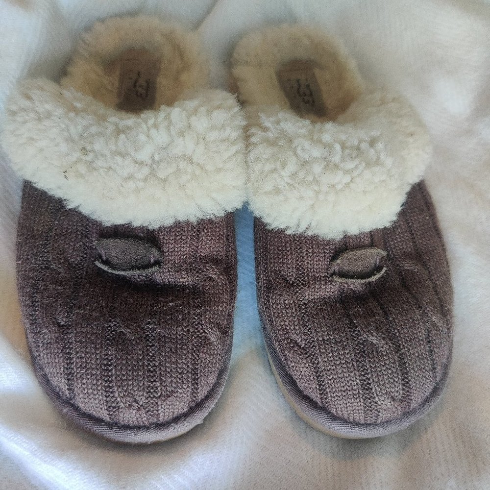Ugg Cozy Knit Slippers Brown 1865